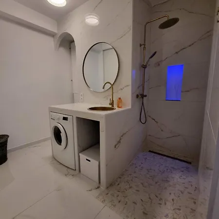 Loft Les Cigales, Refait A Neuf A 5min De La Avec Parking - By Auraconciergerie Apartmán