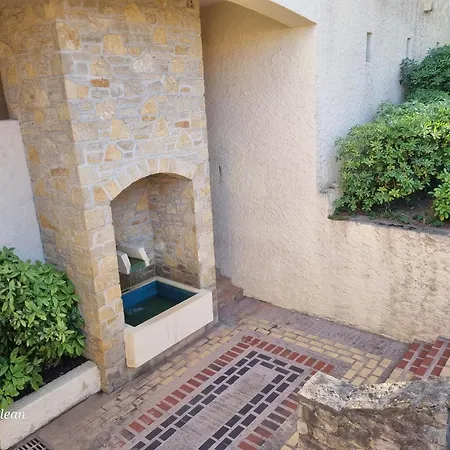 Apartmán Loft Les Cigales, Refait A Neuf A 5min De La Avec Parking - By Auraconciergerie Saint-Cyr-sur-Mer